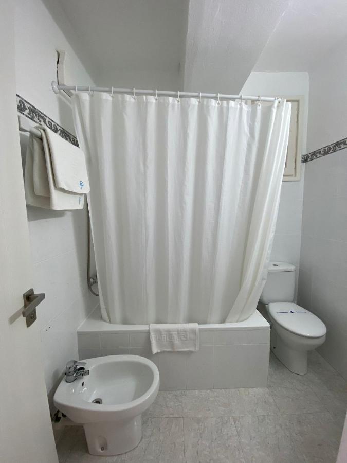 Hostal Pitiusa مدينة إيبيزا المظهر الخارجي الصورة