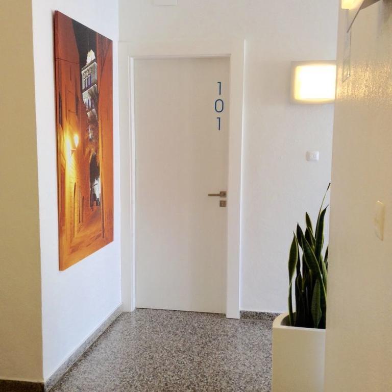 Hostal Pitiusa مدينة إيبيزا المظهر الخارجي الصورة